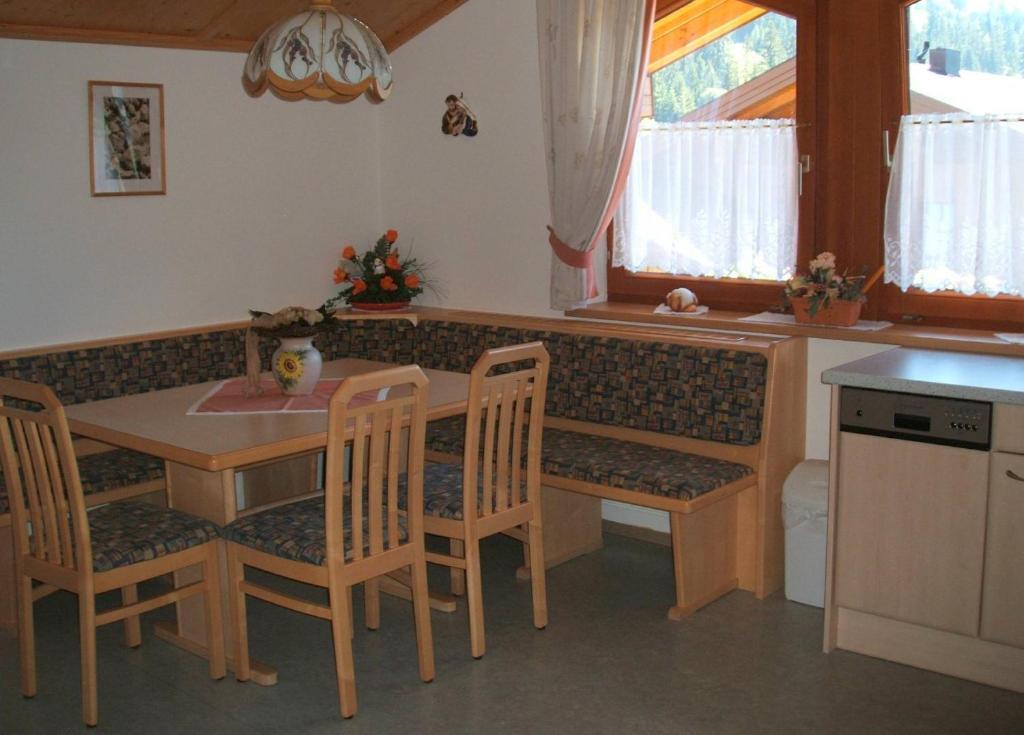 Ferienwohnung Muetzengruss Filzmoos Pokoj fotografie
